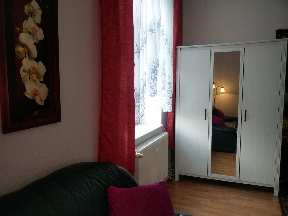 Ferienwohnung Zur Weissen Taube Dobbertin Ngoại thất bức ảnh
